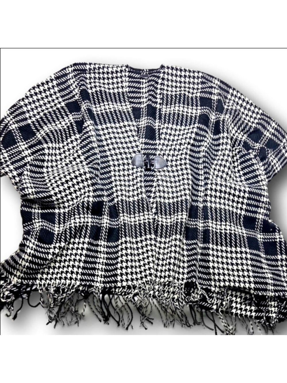 Women's Black & White Houndstooth Poncho OSFM